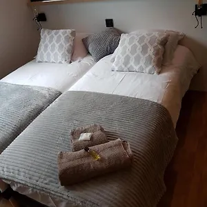 https://studio-21-m2-tout-equipe.hotels-rhonealpes.com
