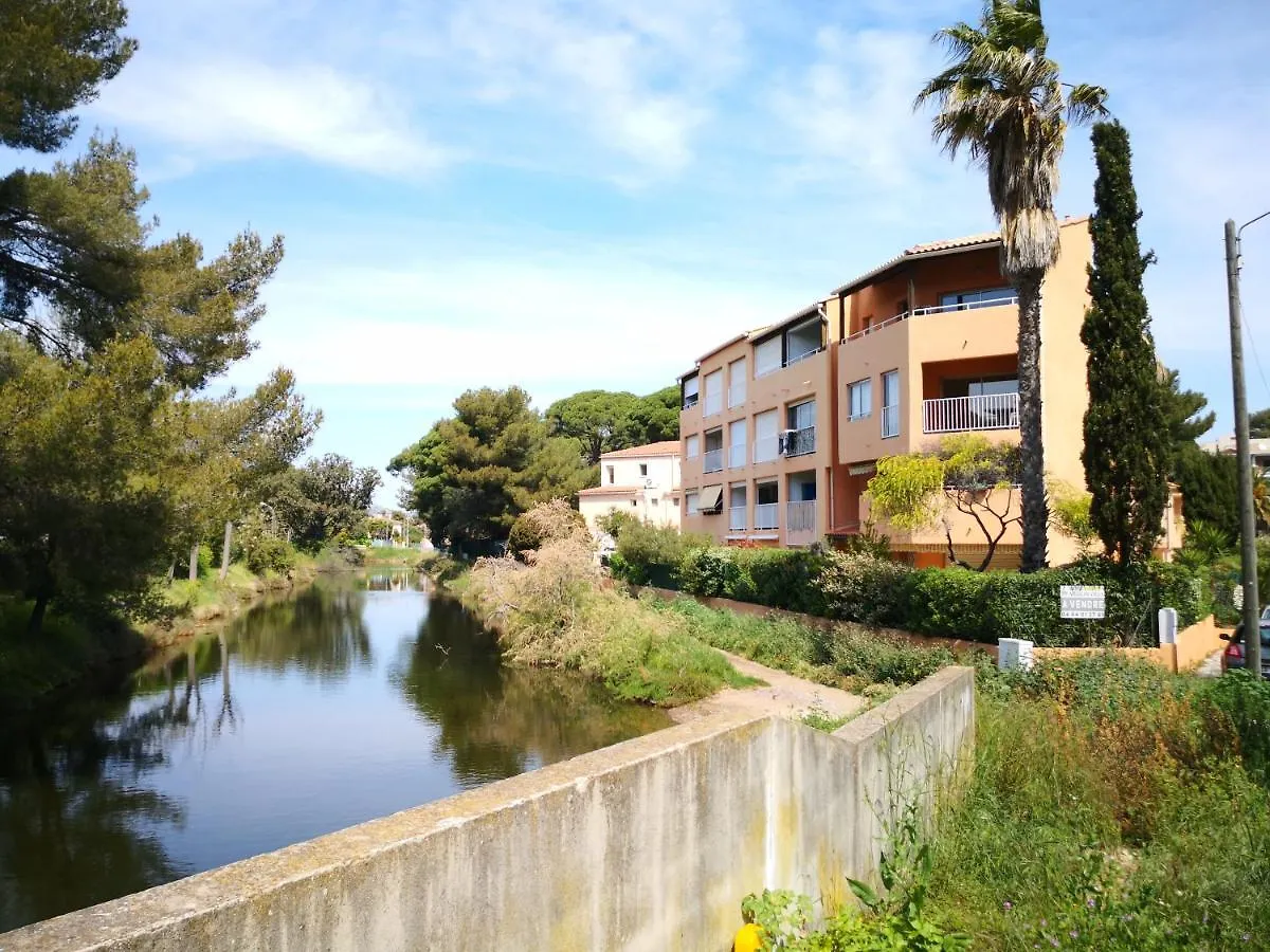 Duplex Hyeres Port Apartment