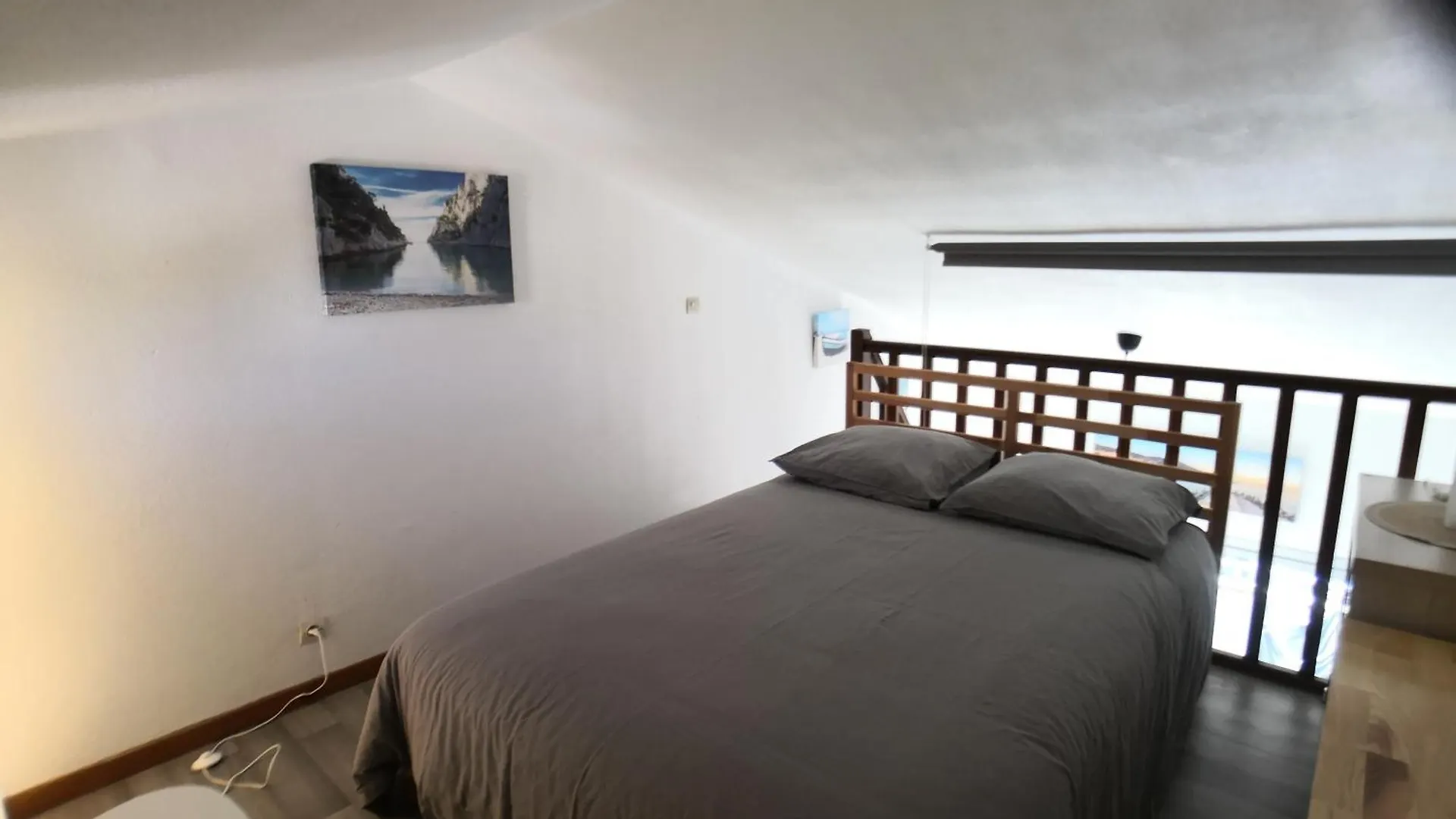 Duplex Hyeres Port Apartment